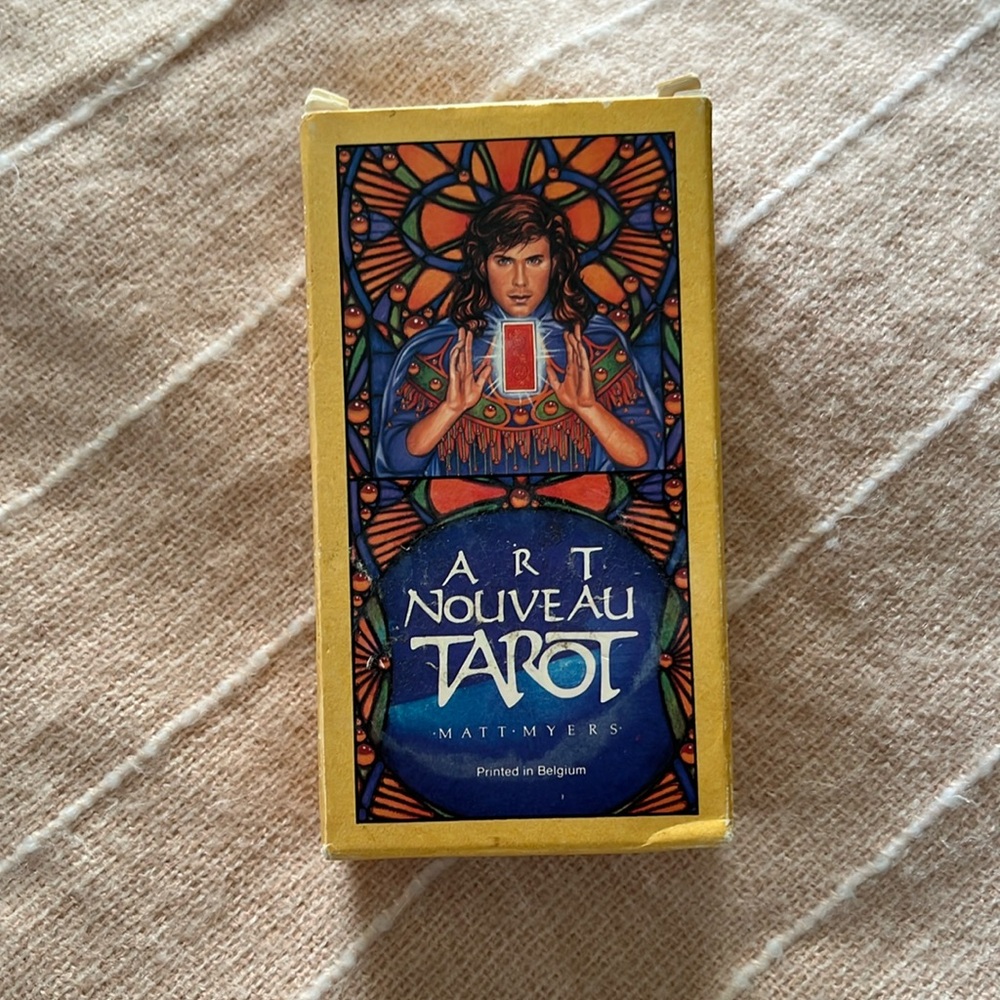 Vintage Art Nouveau Tarot Deck